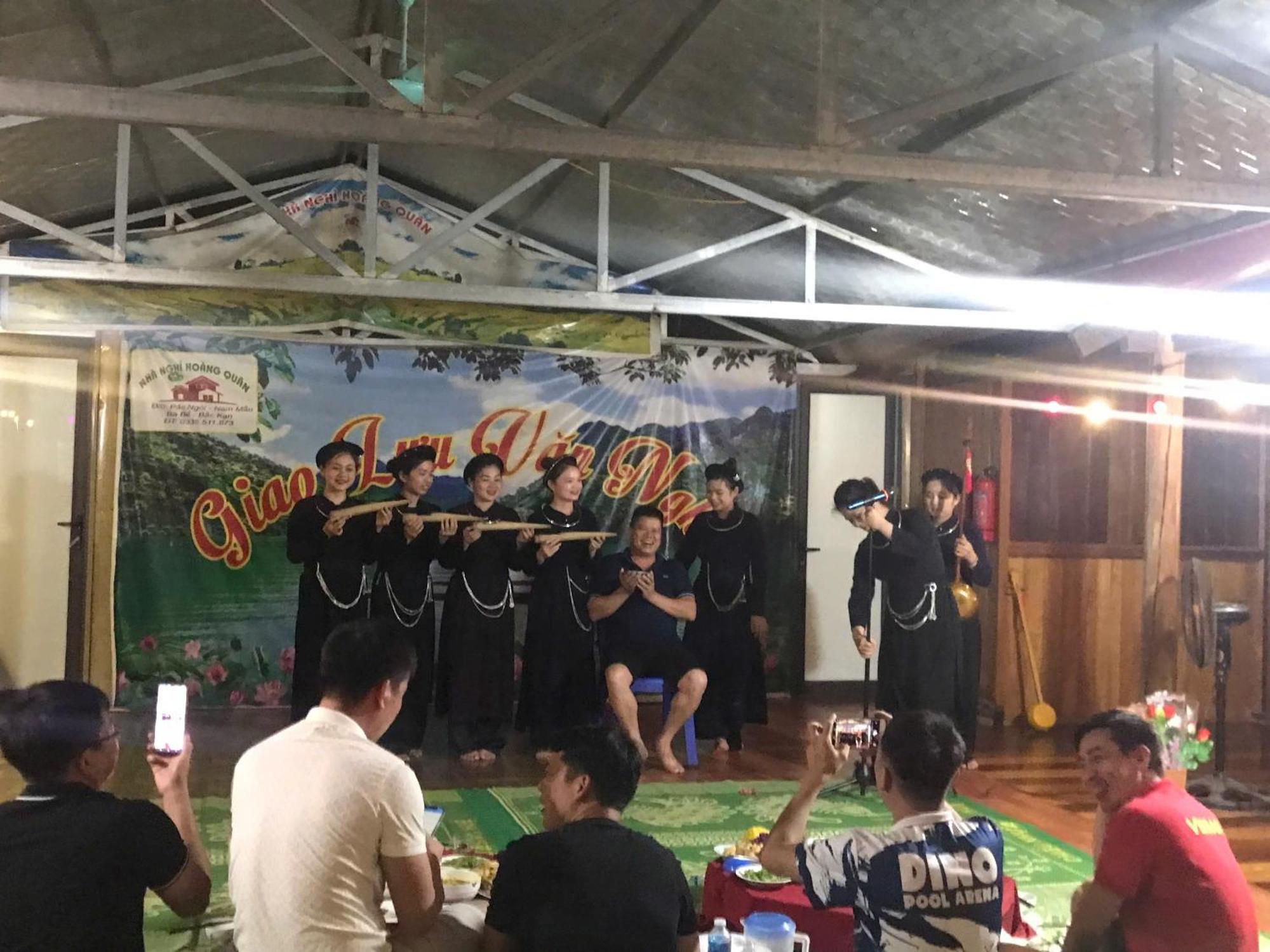 Hoang Quan Homestay Ba Be Exteriér fotografie